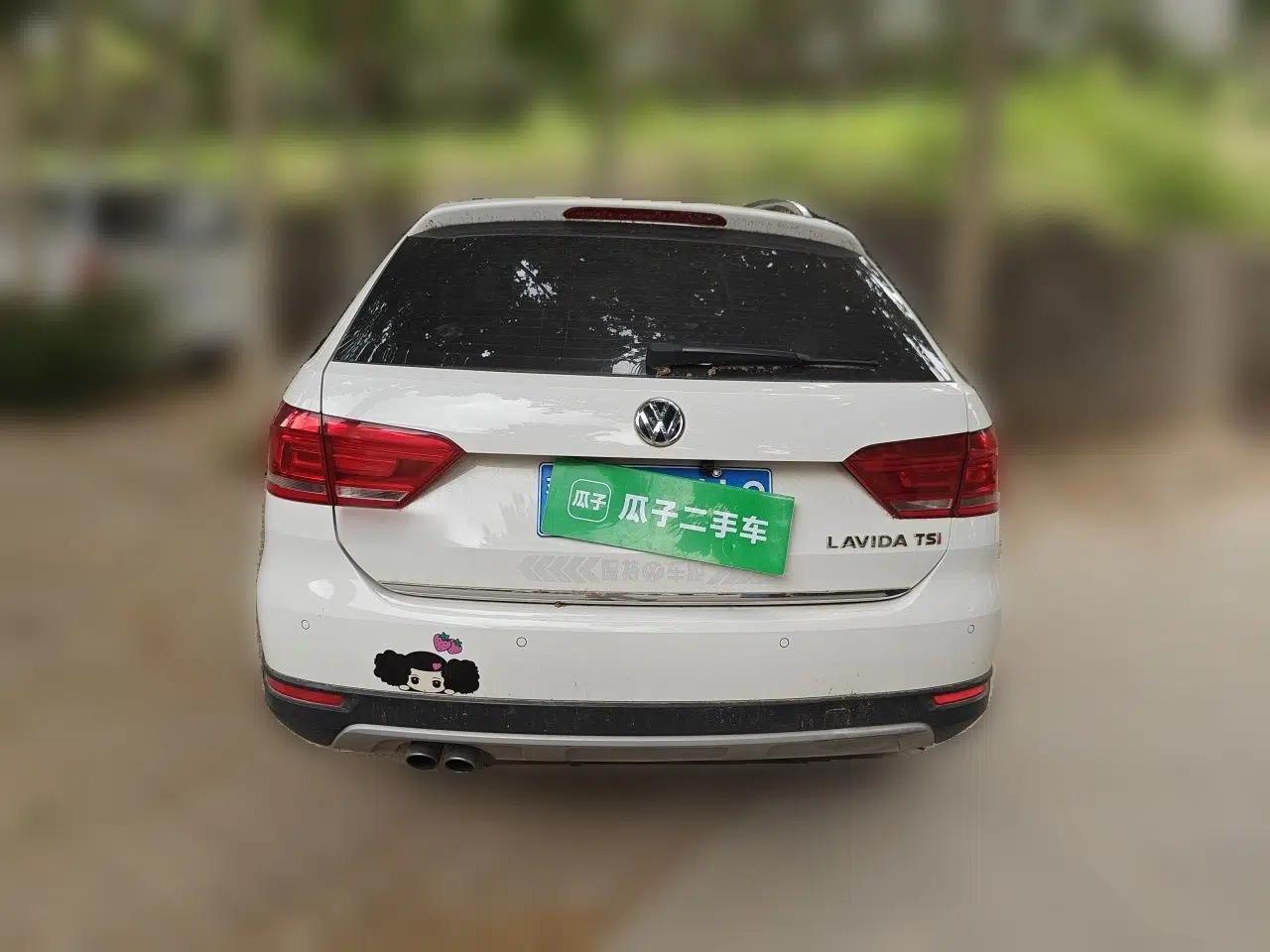 Volkswagen Cross Lavida 2014 1.4TSI DSG — миниатюра 5