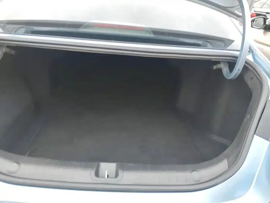 Geely Emgrand L HiP 2022 1.5TD-DHT Pro 100KM Super — миниатюра 3