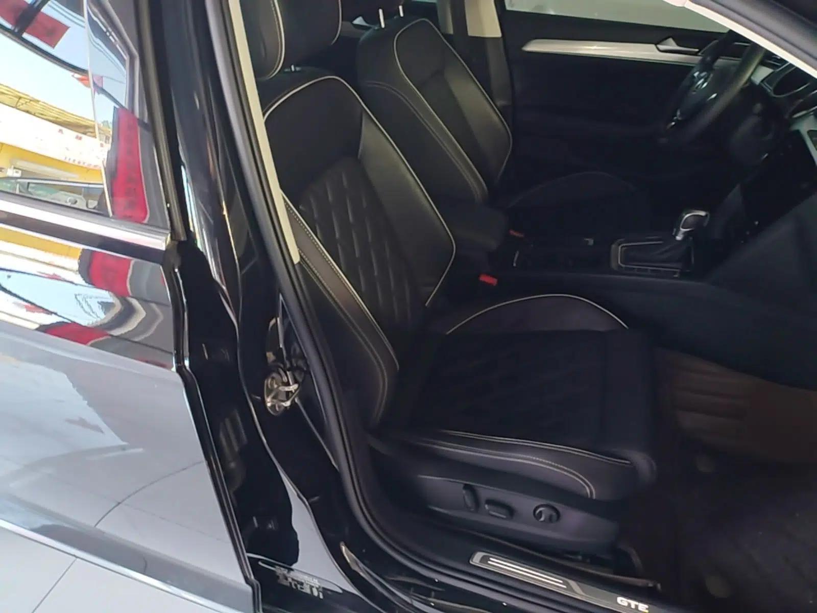 Volkswagen Magotan GTE Plug-in Hybrid 2020 GTE Prestige Model — миниатюра 19