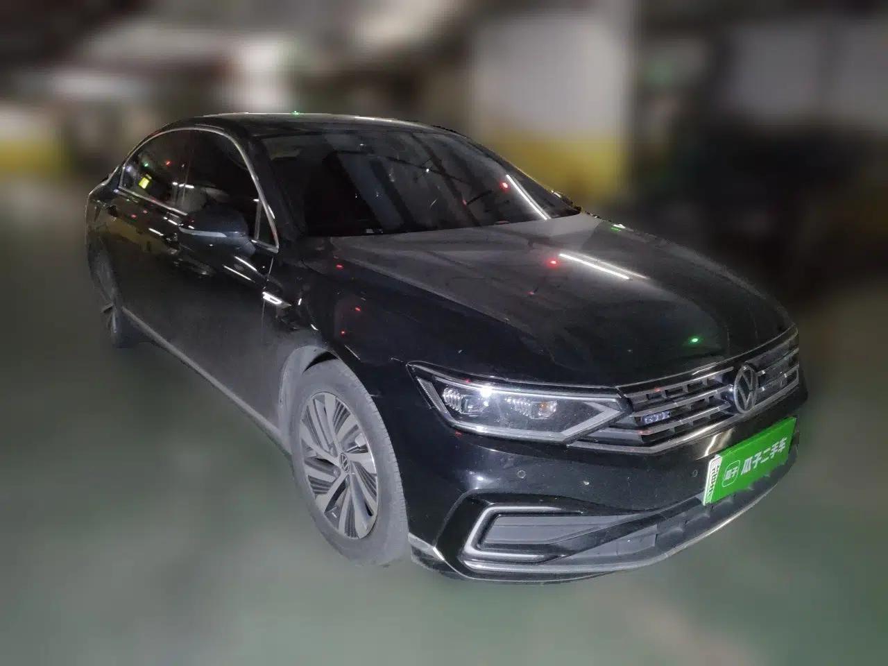 Volkswagen Magotan GTE Plug-in Hybrid 2022 GTE Luxury Model — миниатюра 3
