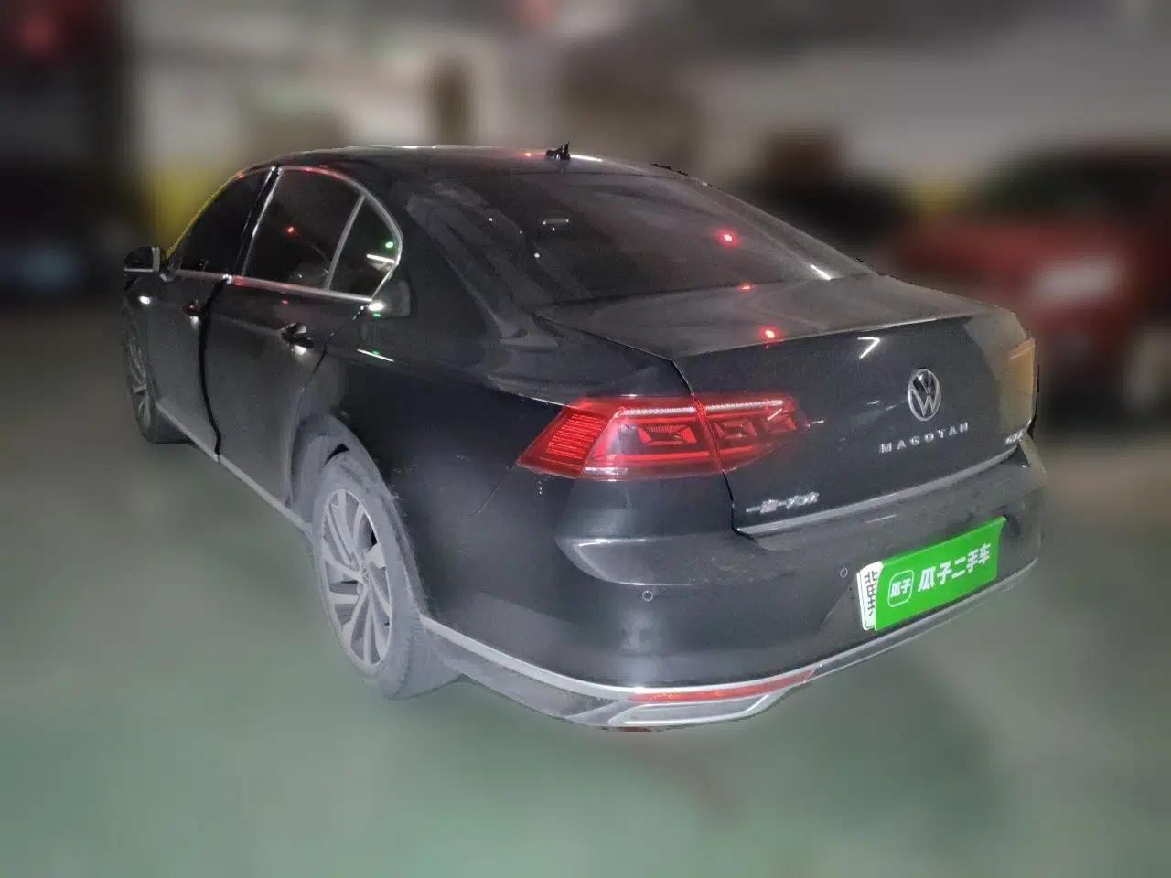 Volkswagen Magotan GTE Plug-in Hybrid 2022 GTE Luxury Model — миниатюра 4