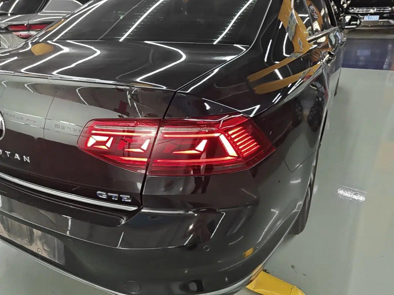 Volkswagen Magotan GTE Plug-in Hybrid 2022 GTE Luxury Model — миниатюра 14