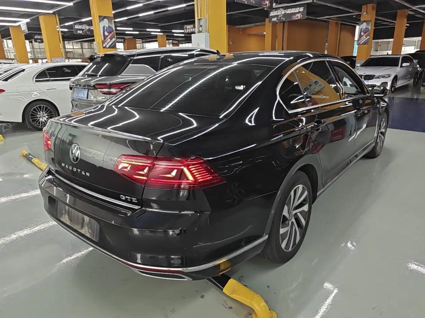 Volkswagen Magotan GTE Plug-in Hybrid 2022 GTE Luxury Model — миниатюра 6
