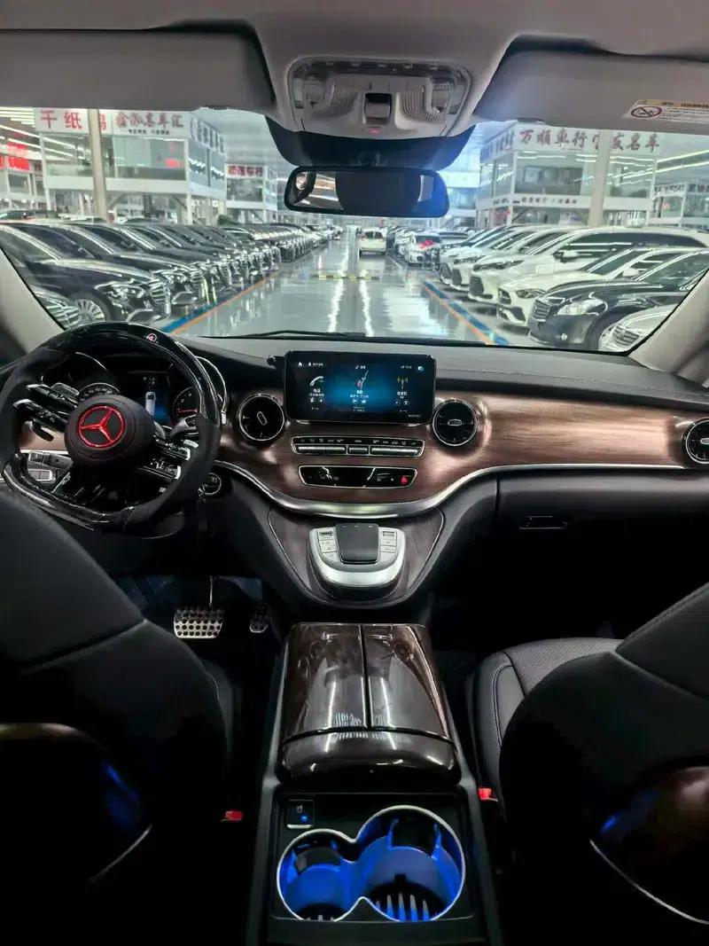 Mercedes-Benz V-Class 2022 V 260 Premium Edition — миниатюра 11
