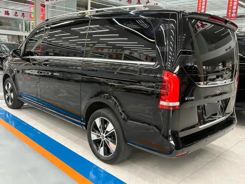 Mercedes-Benz V-Class 2022 V 260 Premium Edition — миниатюра 4