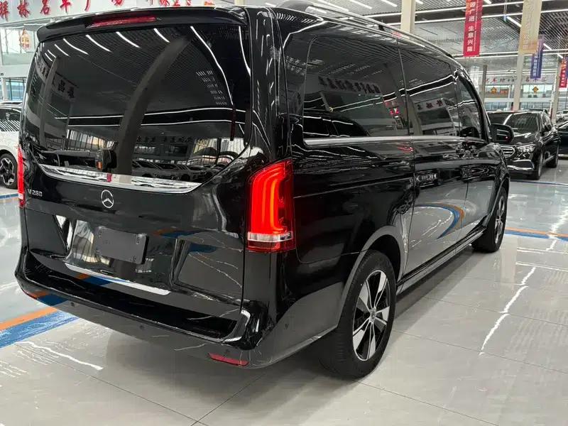Mercedes-Benz V-Class 2022 V 260 Premium Edition — миниатюра 6
