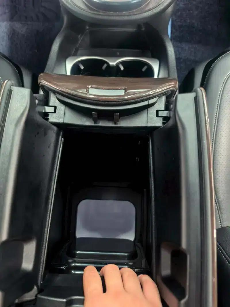 Mercedes-Benz V-Class 2022 V 260 Premium Edition — миниатюра 8