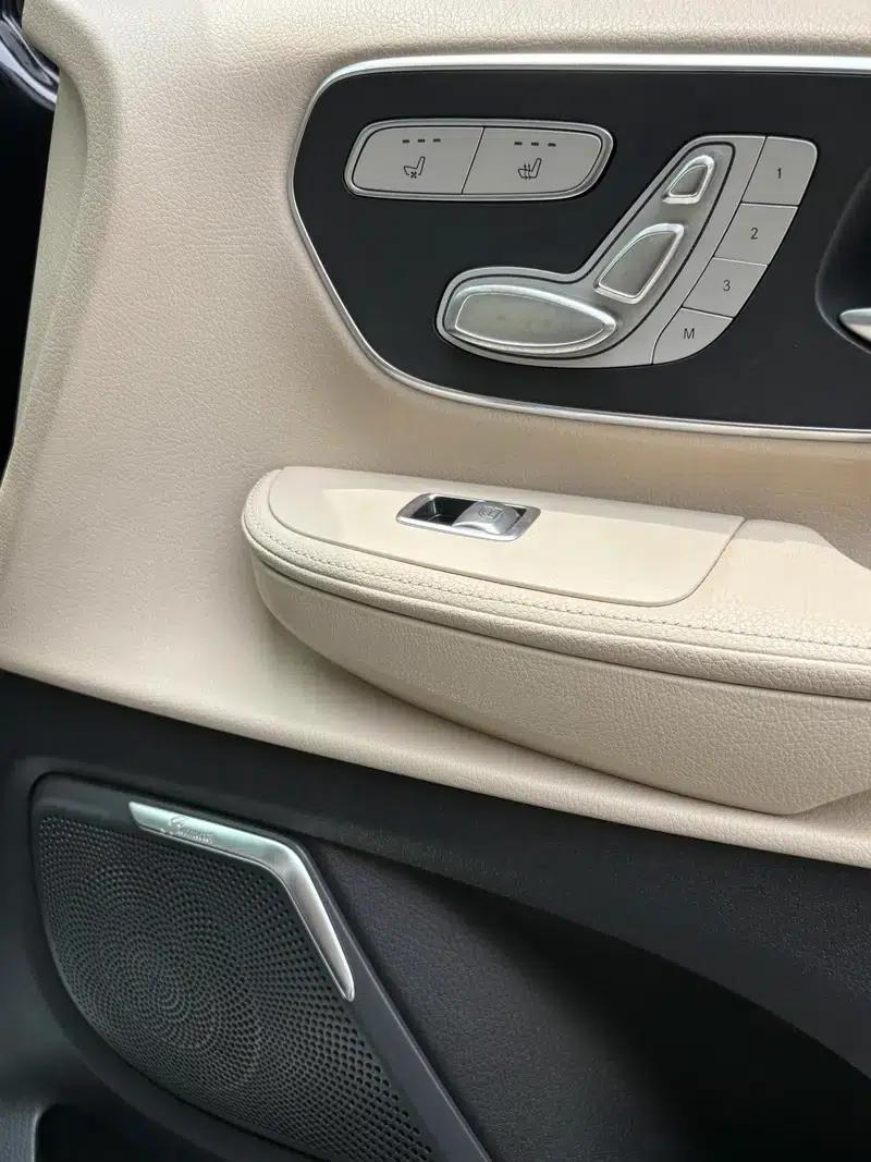 Mercedes-Benz V-Class 2022 V 260 L Long Wheelbase Luxury Edition — миниатюра 13
