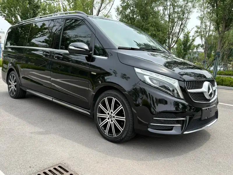 Mercedes-Benz V-Class 2022 V 260 L Long Wheelbase Luxury Edition — миниатюра 3