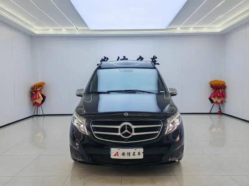 Mercedes-Benz V-Class 2017 V 260 L Limited Edition — миниатюра 2