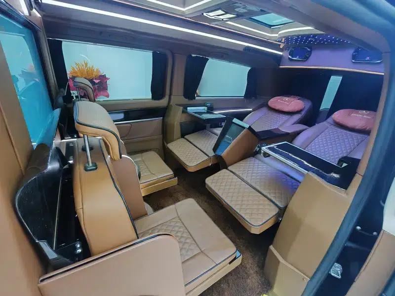 Mercedes-Benz V-Class 2017 V 260 L Limited Edition — миниатюра 15