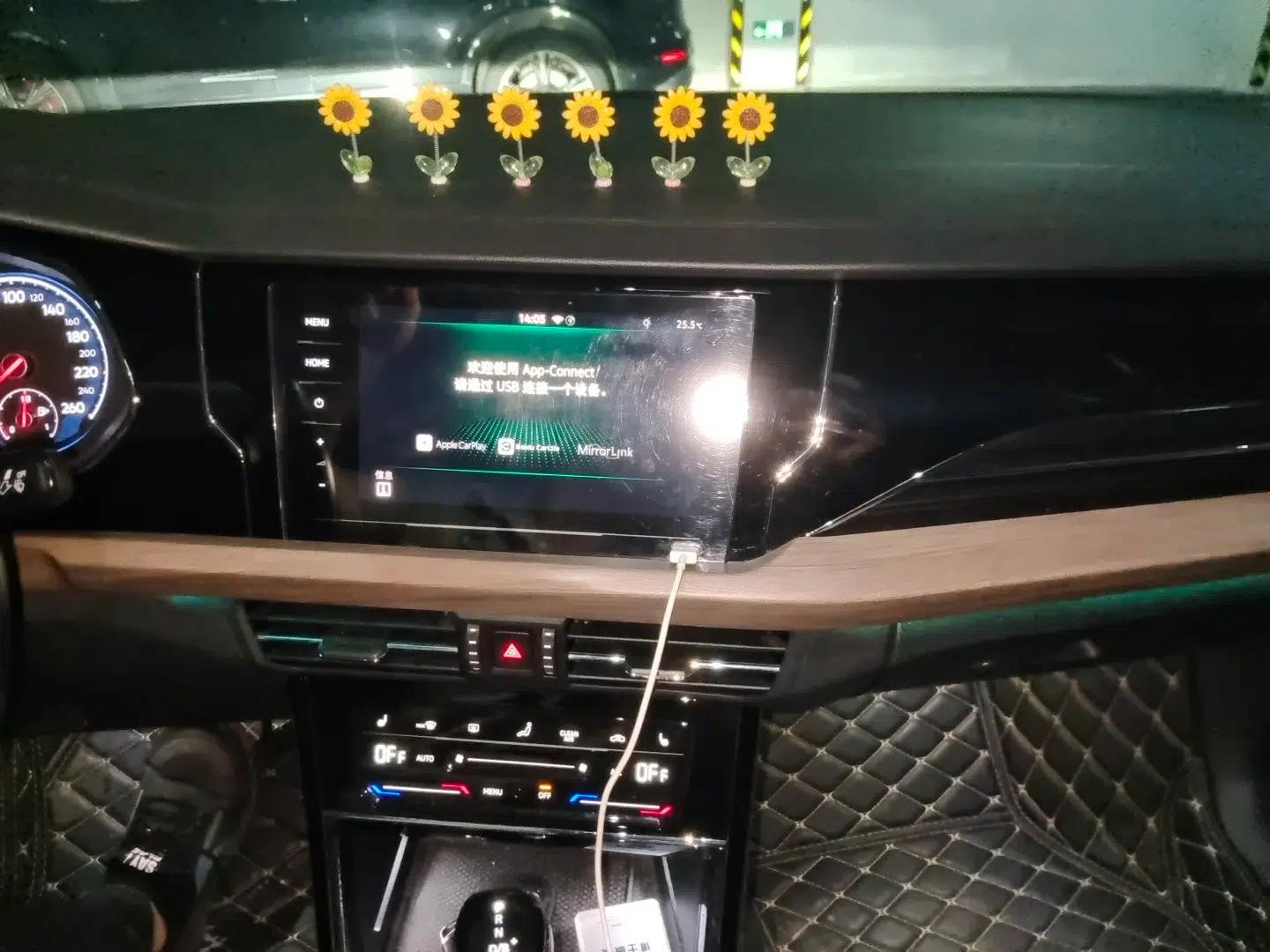 Volkswagen Passat New Energy 2020 430 PHEV Hybrid Luxury Edition China VI Standard — миниатюра 13
