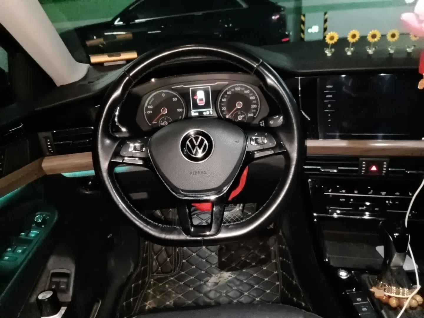 Volkswagen Passat New Energy 2020 430 PHEV Hybrid Luxury Edition China VI Standard — миниатюра 10