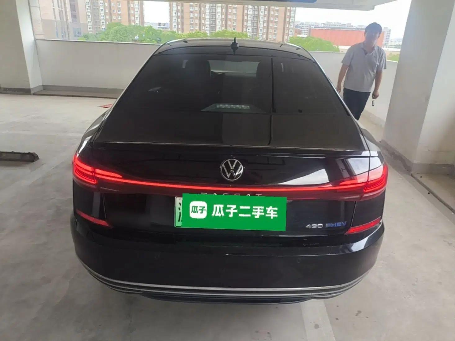 Volkswagen Passat New Energy 2023 430 PHEV Hybrid Luxury Edition — миниатюра 5