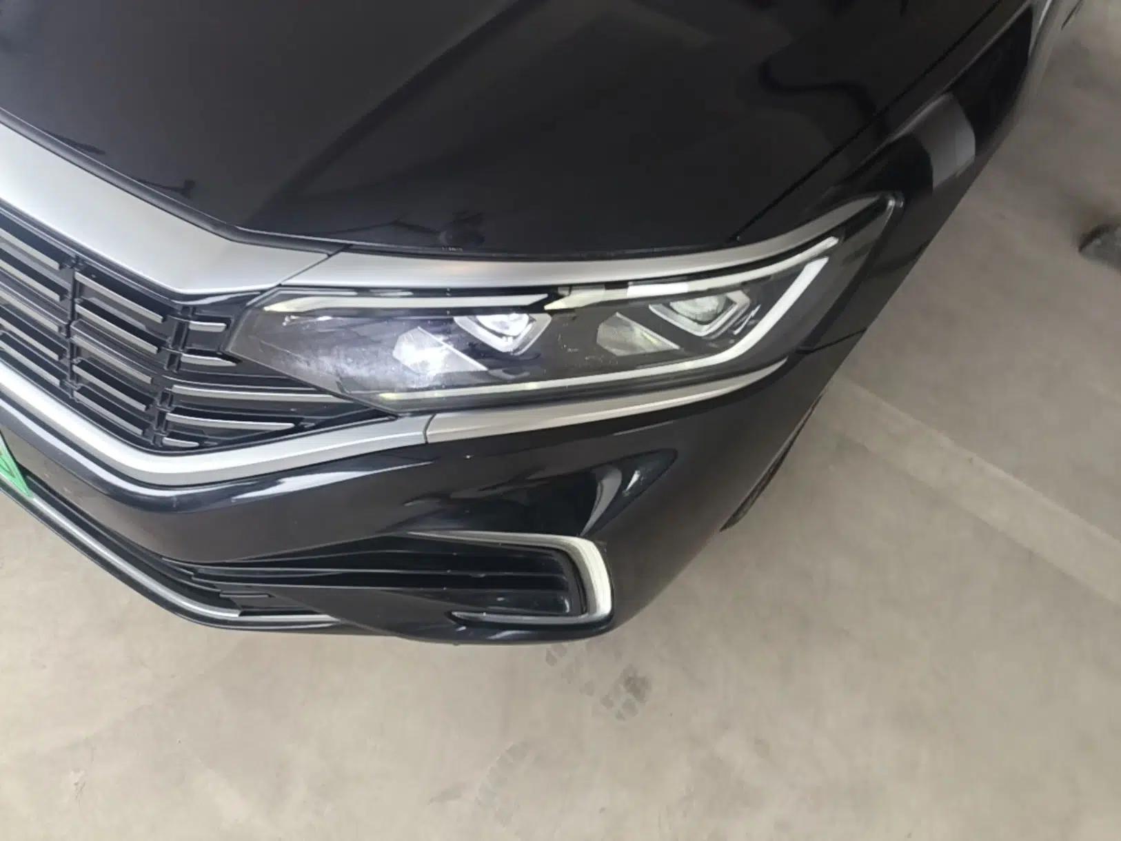 Volkswagen Passat New Energy 2023 430 PHEV Hybrid Luxury Edition — миниатюра 8