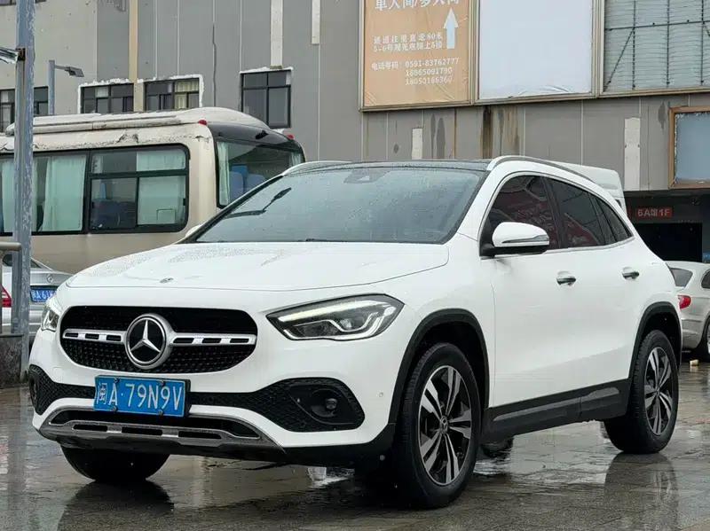 2022 Mercedes-Benz GLA 200 — миниатюра 1