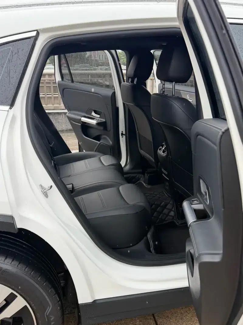 2022 Mercedes-Benz GLA 200 — миниатюра 11