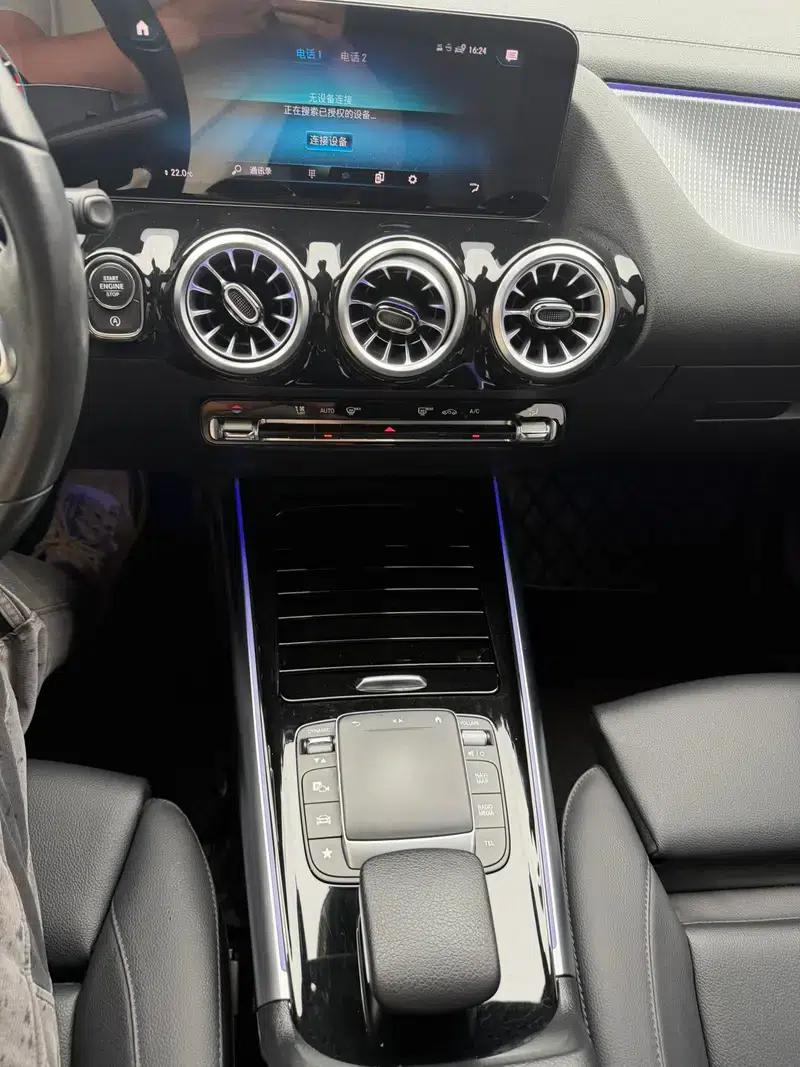 2022 Mercedes-Benz GLA 200 — миниатюра 15