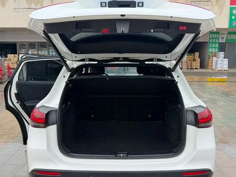 2022 Mercedes-Benz GLA 200 — миниатюра 19