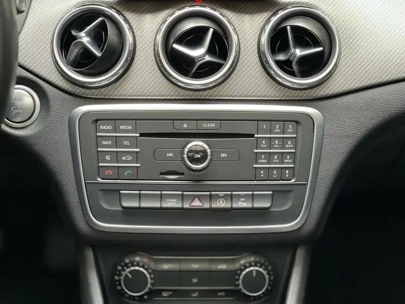 2016 Mercedes-Benz GLA 200 Dynamic — миниатюра 6