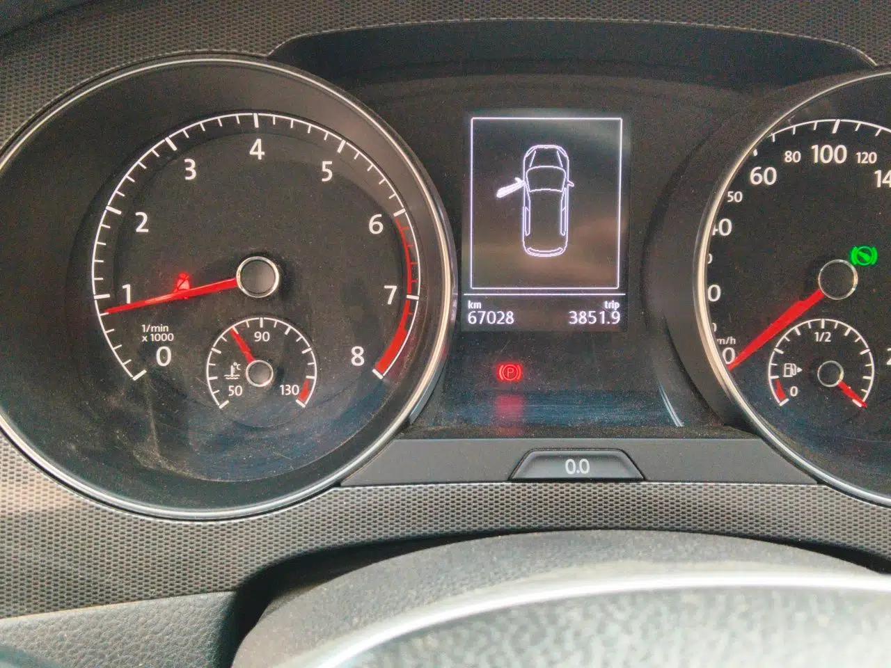 Volkswagen Golf Sportsvan 2018 230TSI Automatic Trend Edition — миниатюра 12