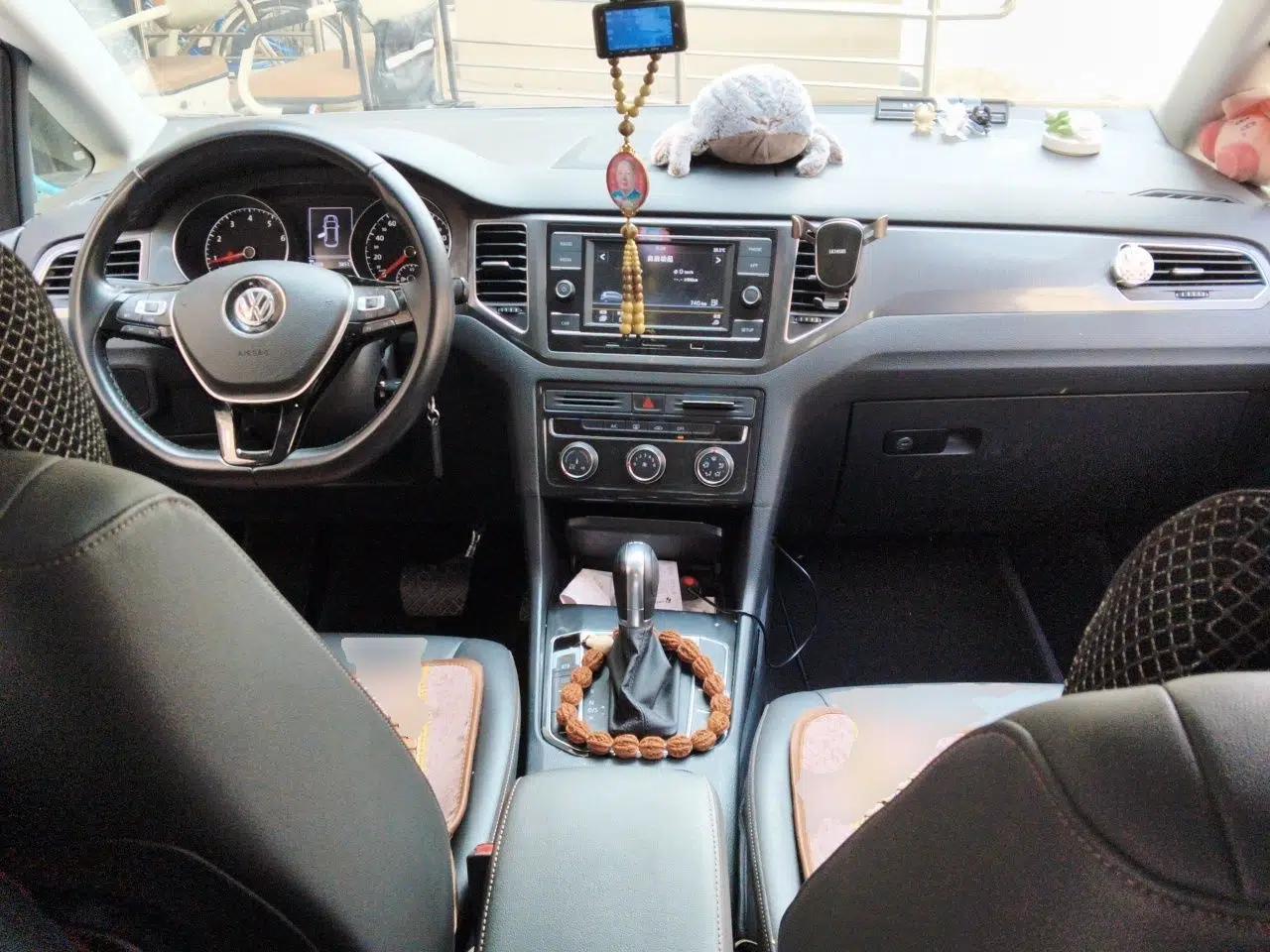 Volkswagen Golf Sportsvan 2018 230TSI Automatic Trend Edition — миниатюра 9