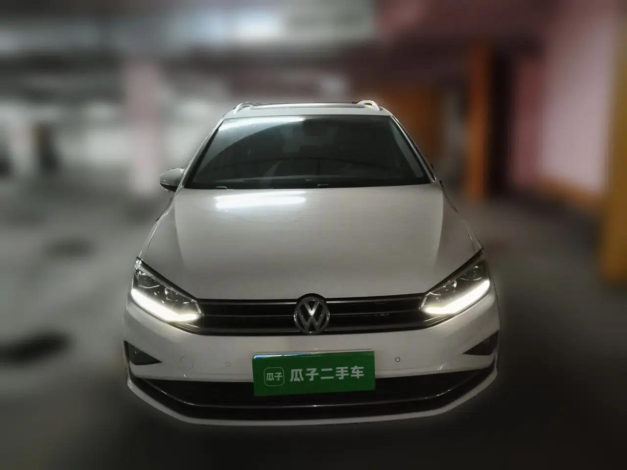 Volkswagen Golf Sportsvan 2019 280TSI Automatic Trendy Model China VI Standard — миниатюра 2