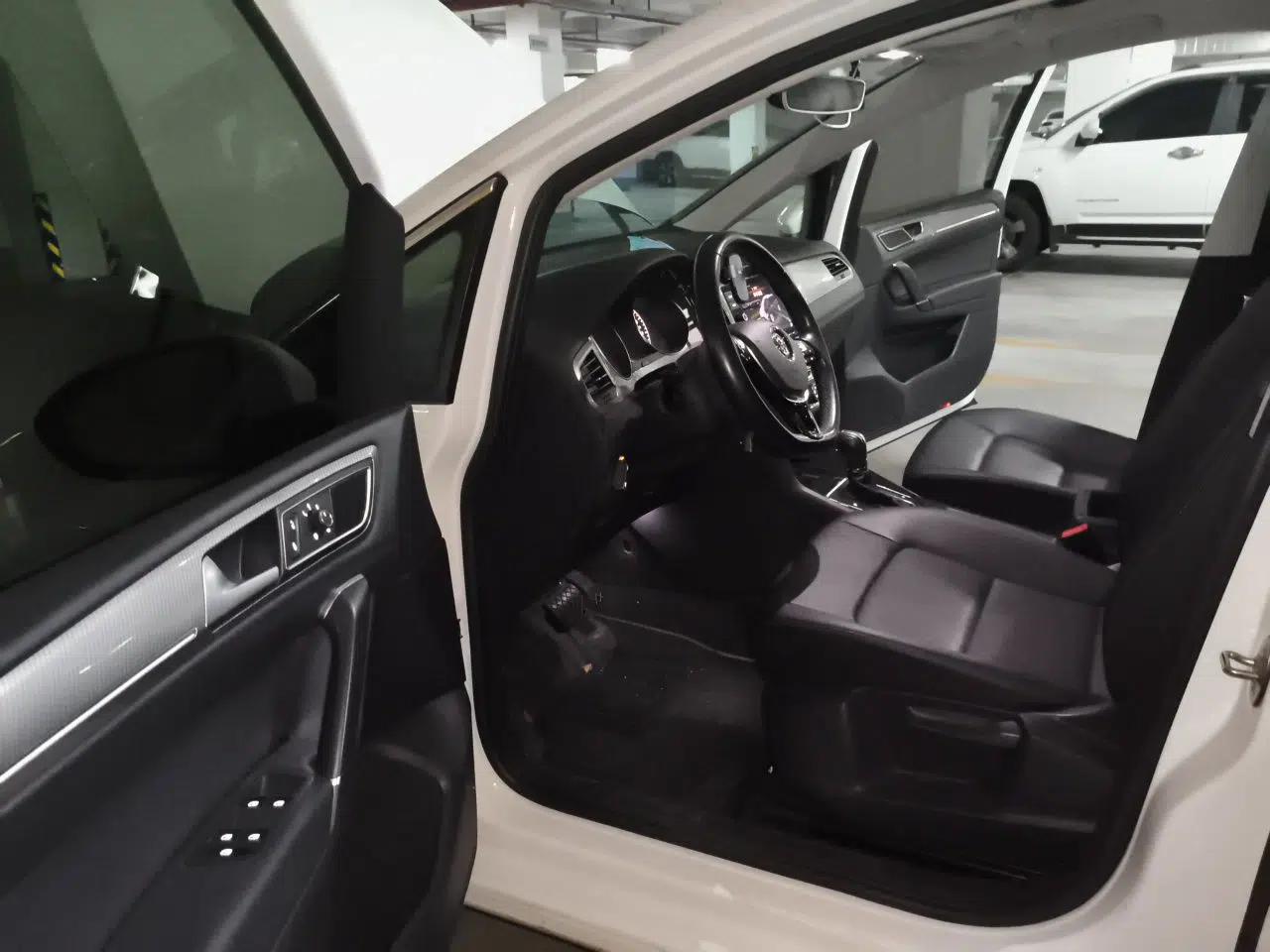 Volkswagen Golf Sportsvan 2019 280TSI Automatic Trendy Model China VI Standard — миниатюра 16