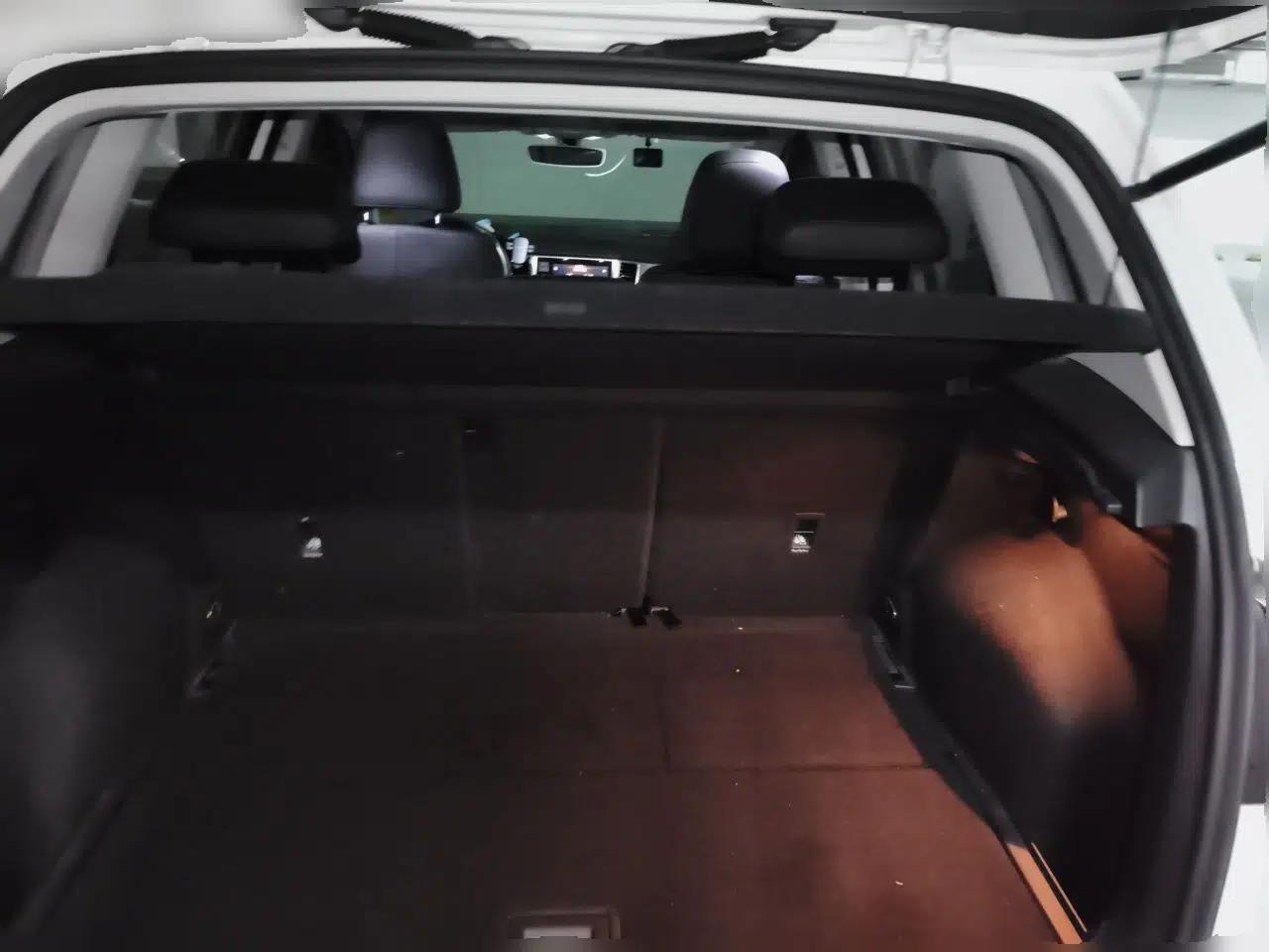 Volkswagen Golf Sportsvan 2019 280TSI Automatic Trendy Model China VI Standard — миниатюра 19