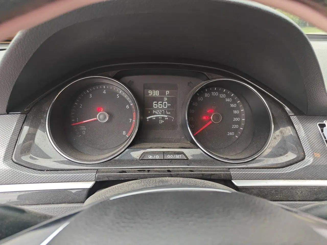Volkswagen C-TREK 2018 1.5L Automatic Comfort Model — миниатюра 11
