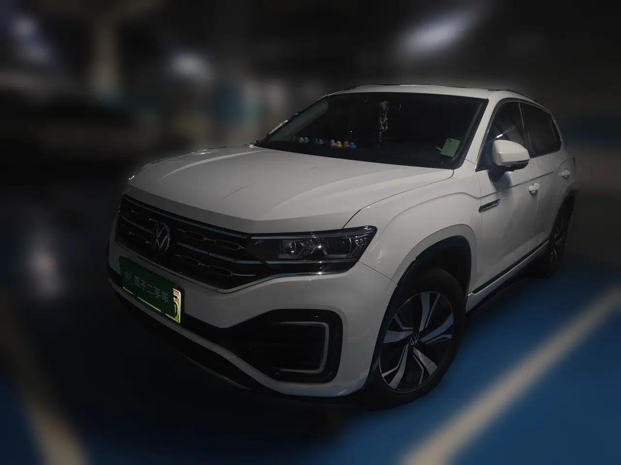 Volkswagen Tayron GTE Plug-in Hybrid 2020 1.4T Luxury Model — миниатюра 1