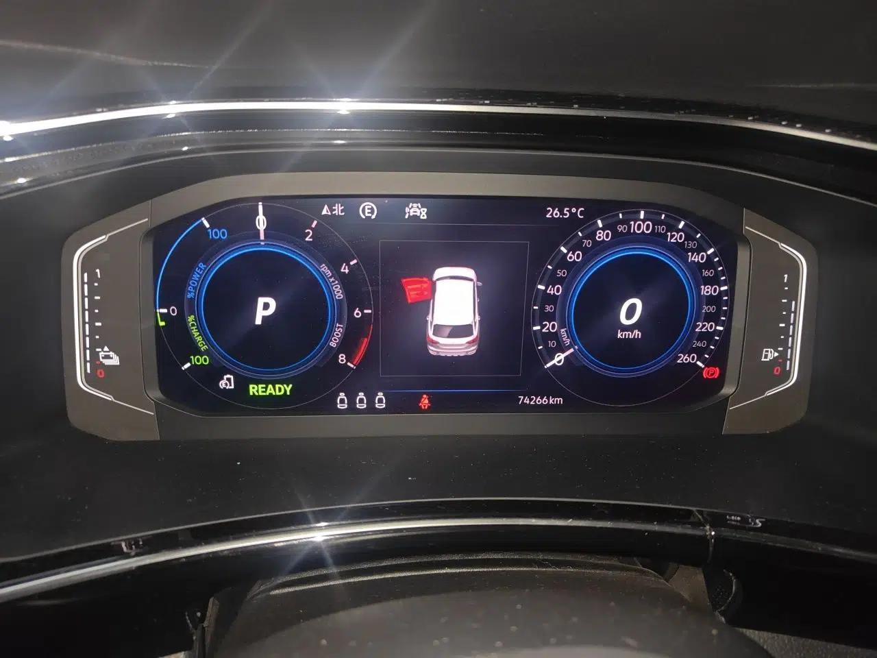 Volkswagen Tayron GTE Plug-in Hybrid 2020 1.4T Luxury Model — миниатюра 11