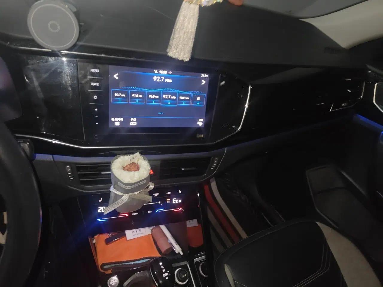 Volkswagen Tayron GTE Plug-in Hybrid 2020 1.4T Luxury Model — миниатюра 13