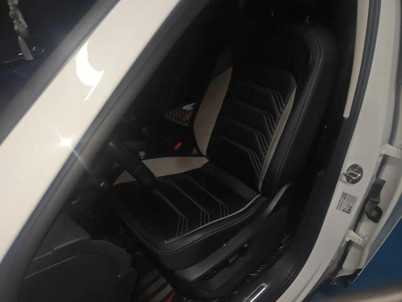 Volkswagen Tayron GTE Plug-in Hybrid 2020 1.4T Luxury Model — миниатюра 15
