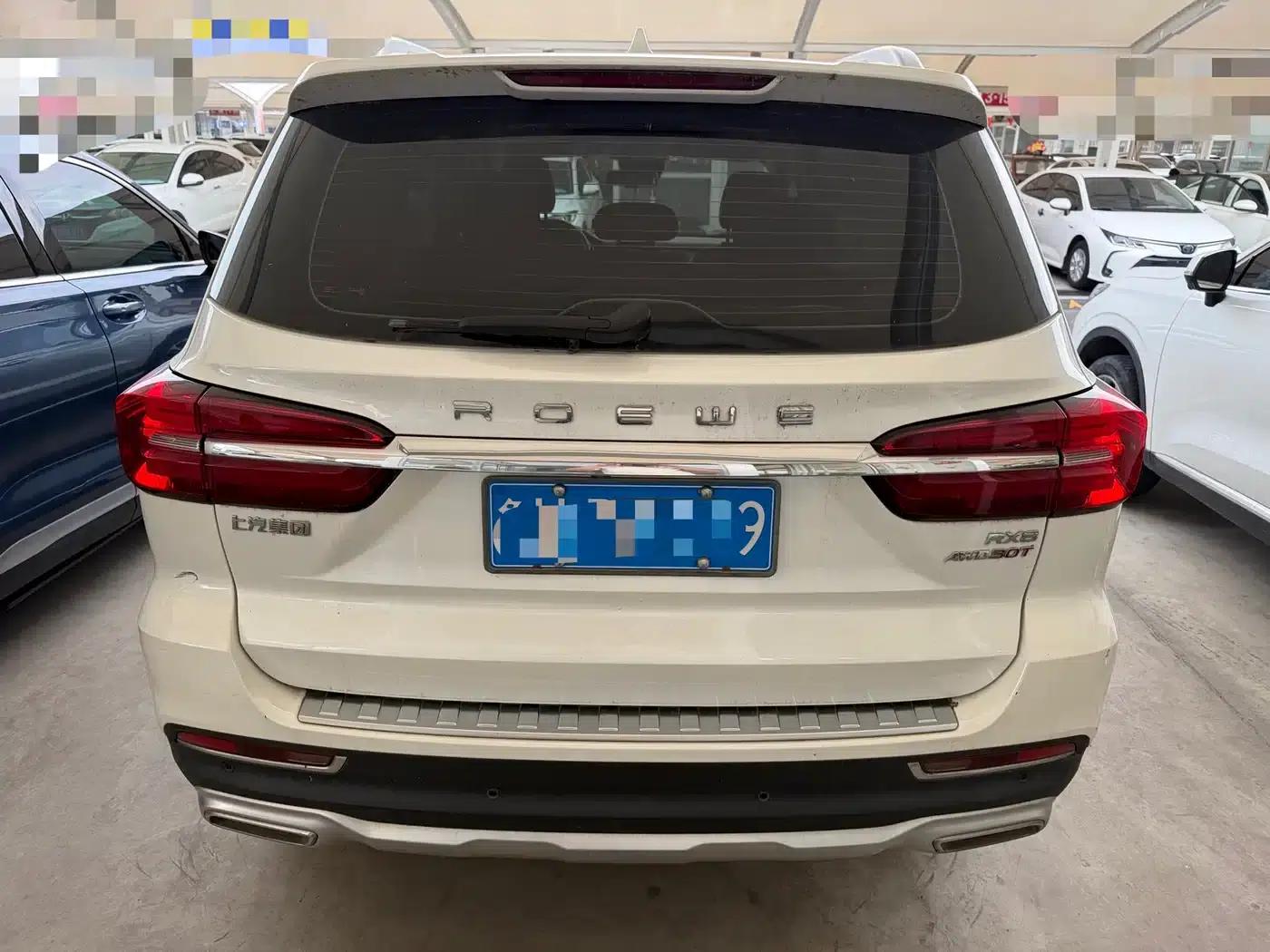Roewe RX8 2018 30T Intelligent Internet Four-Wheel Drive Supreme Edition — миниатюра 2