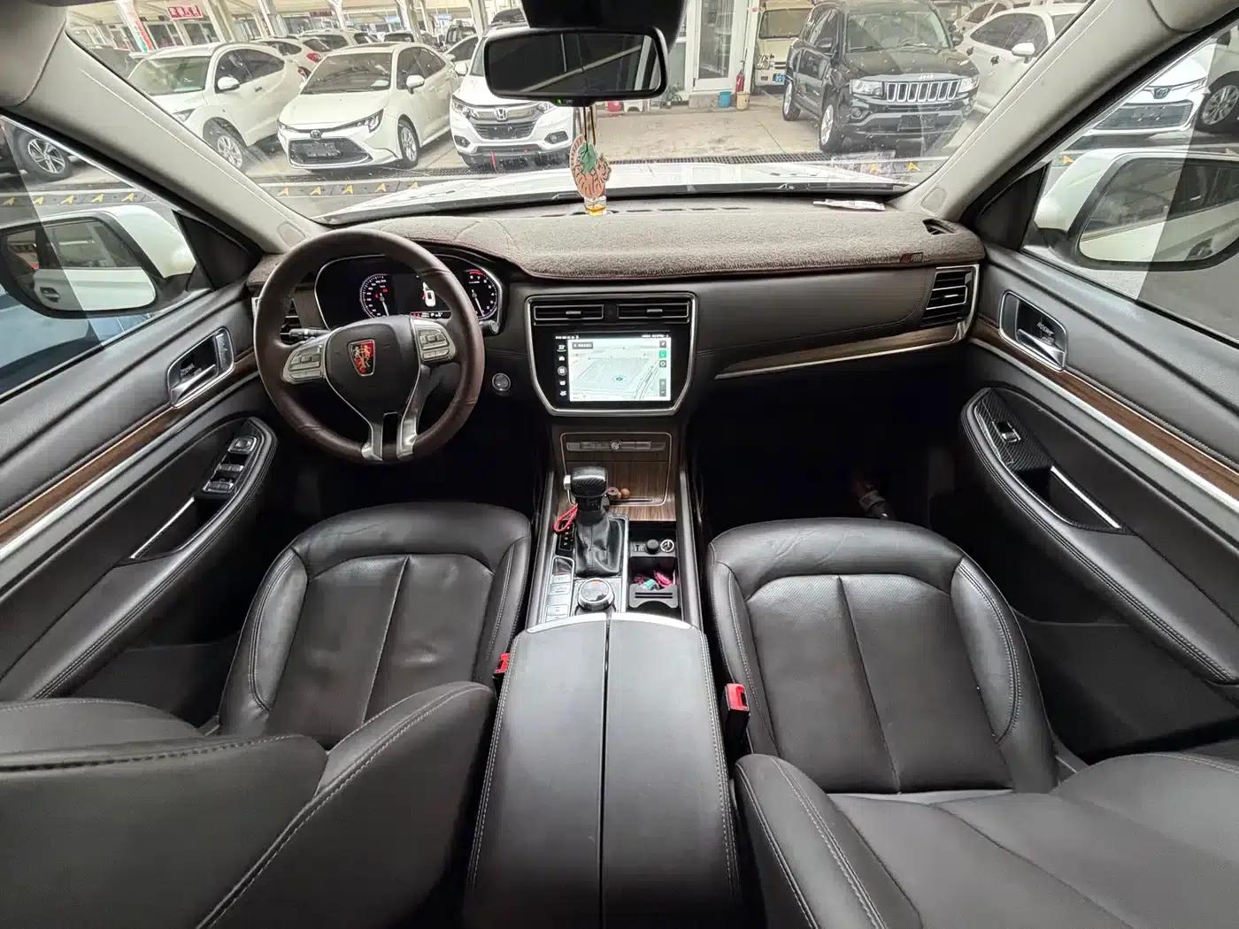 Roewe RX8 2018 30T Intelligent Internet Four-Wheel Drive Supreme Edition — миниатюра 8