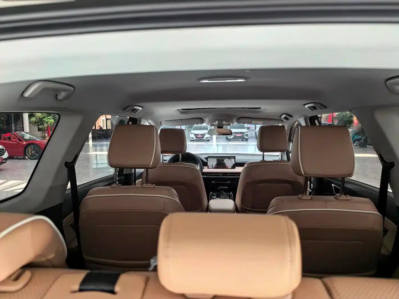 Wuling Jiachen 2022 1.5T CVT Premium Flagship Edition — миниатюра 12