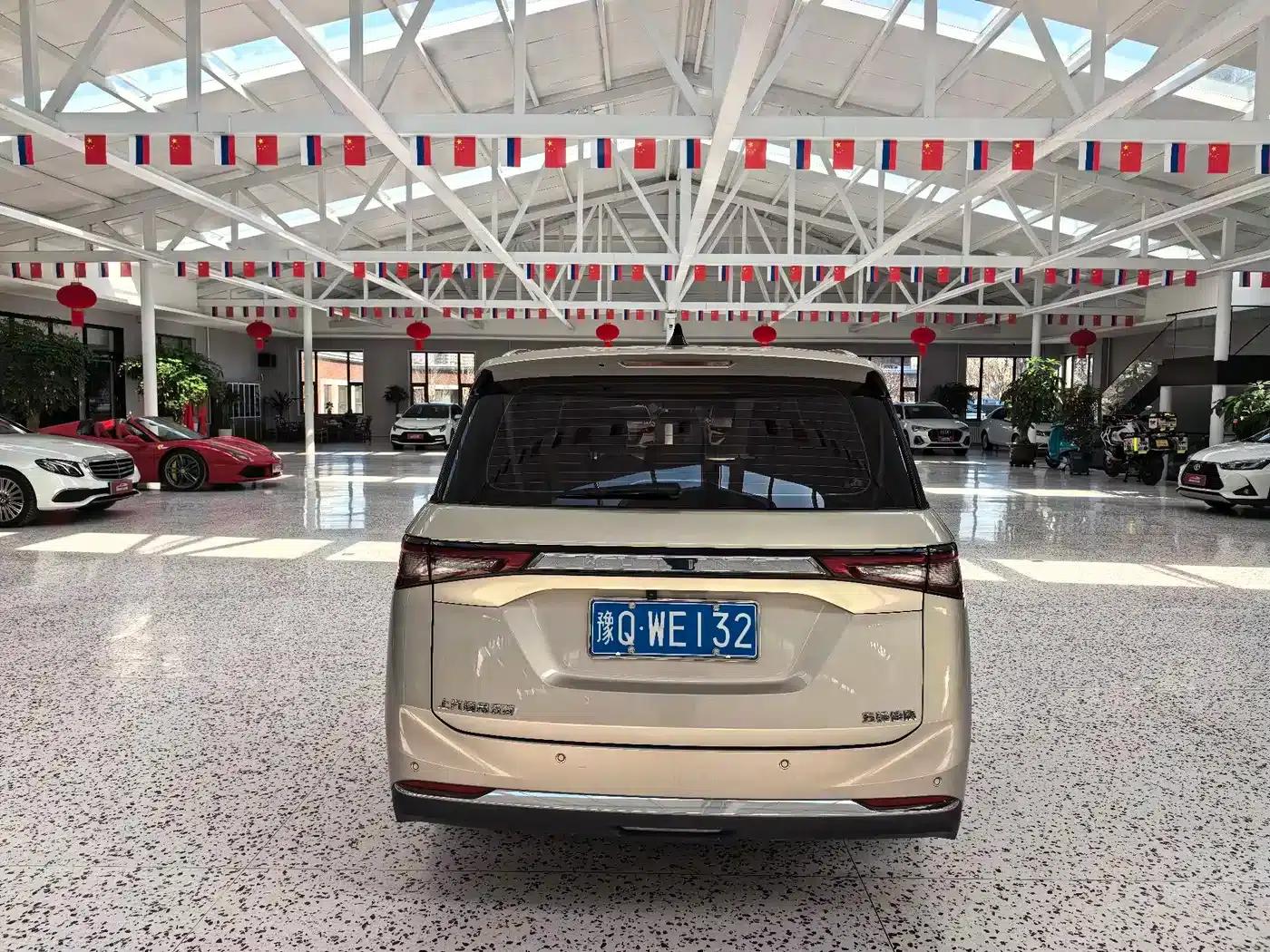 Wuling Jiachen 2022 1.5T CVT Premium Flagship Edition — миниатюра 6