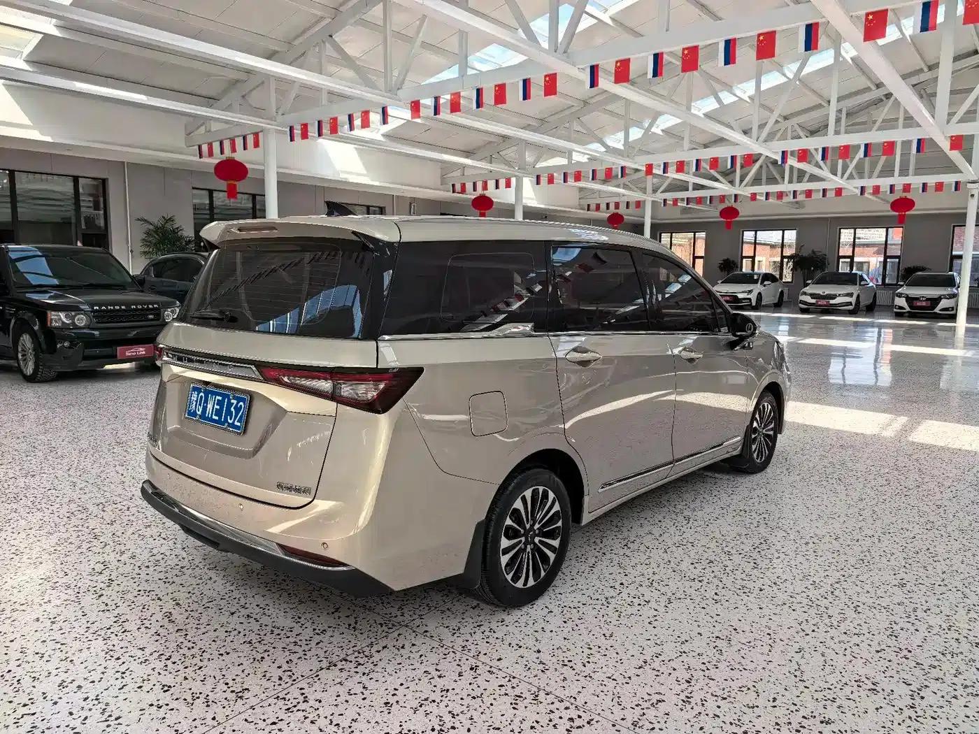 Wuling Jiachen 2022 1.5T CVT Premium Flagship Edition — миниатюра 7