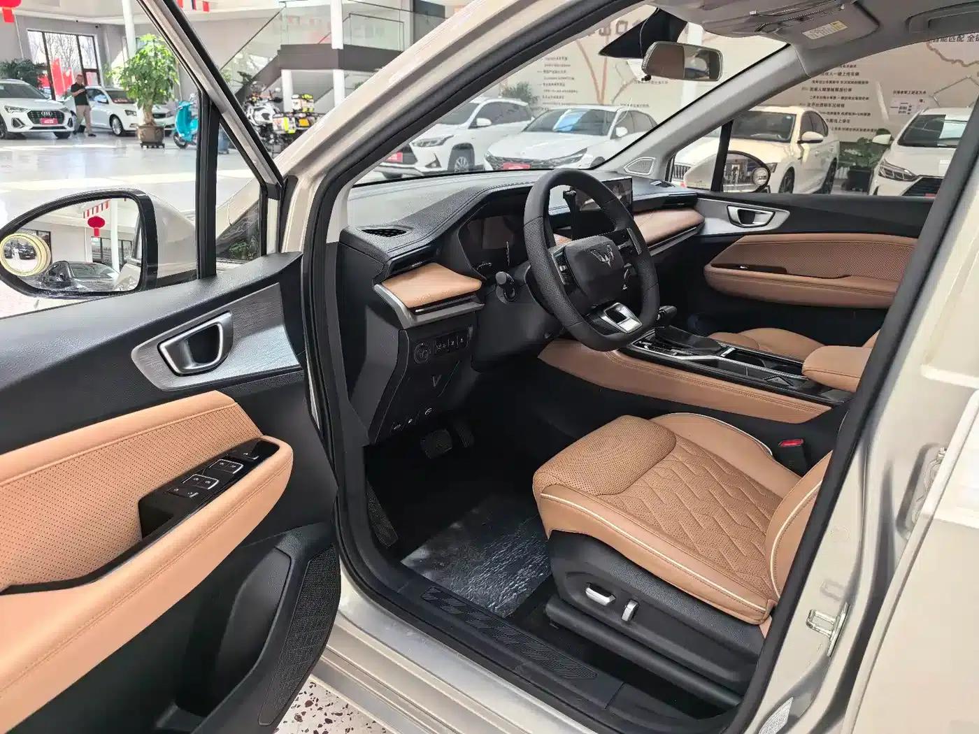 Wuling Jiachen 2022 1.5T CVT Premium Flagship Edition — миниатюра 9