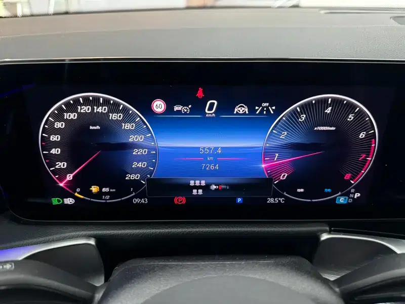 Mercedes-Benz GLB 2025 GLB 220 Fashion Edition — миниатюра 11