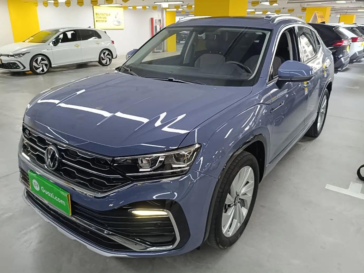 Volkswagen Tayron X 2020 330TSI Two-Wheel Drive Luxury Smart Connectivity Version — миниатюра 1