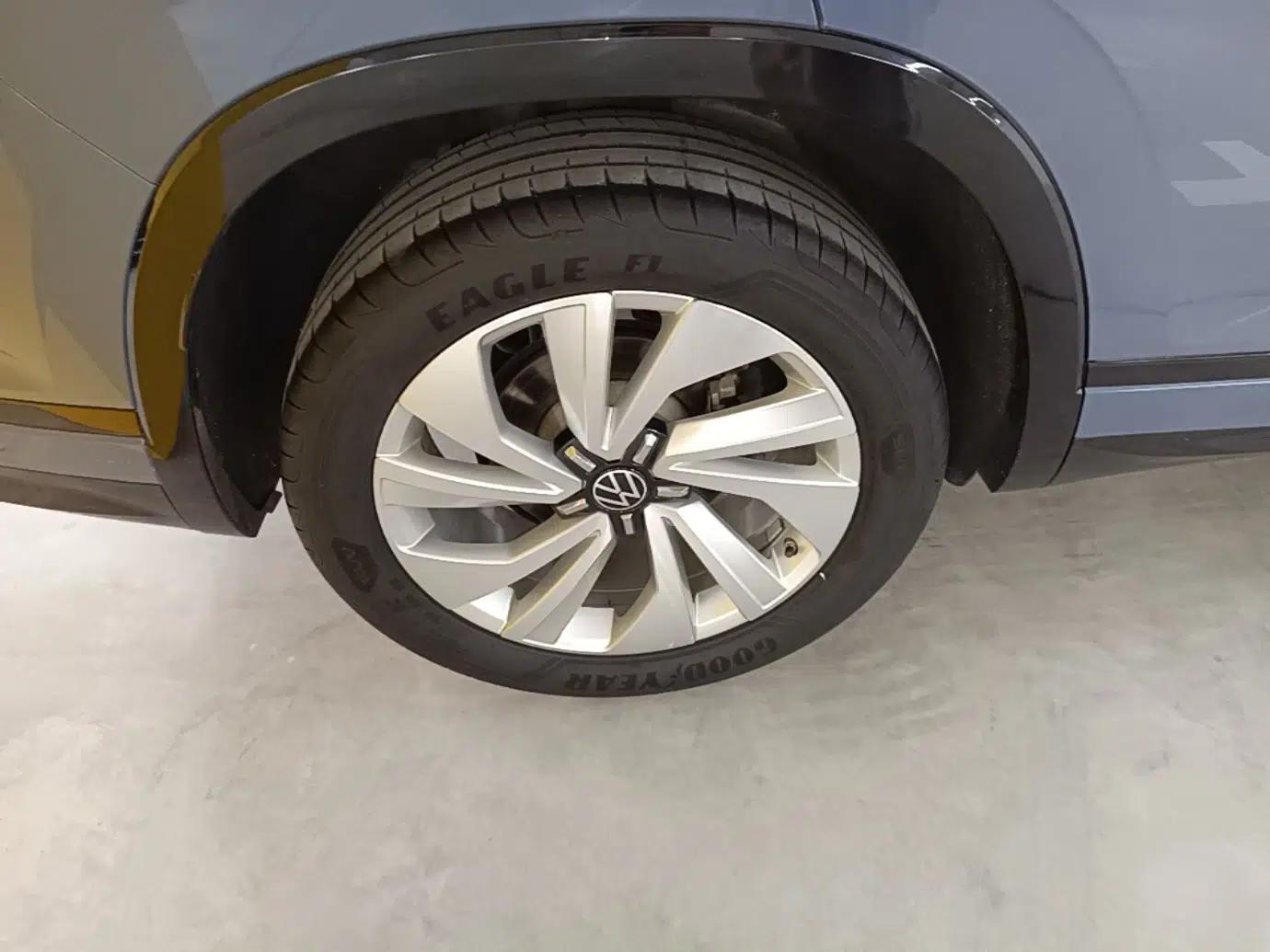 Volkswagen Tayron X 2020 330TSI Two-Wheel Drive Luxury Smart Connectivity Version — миниатюра 11