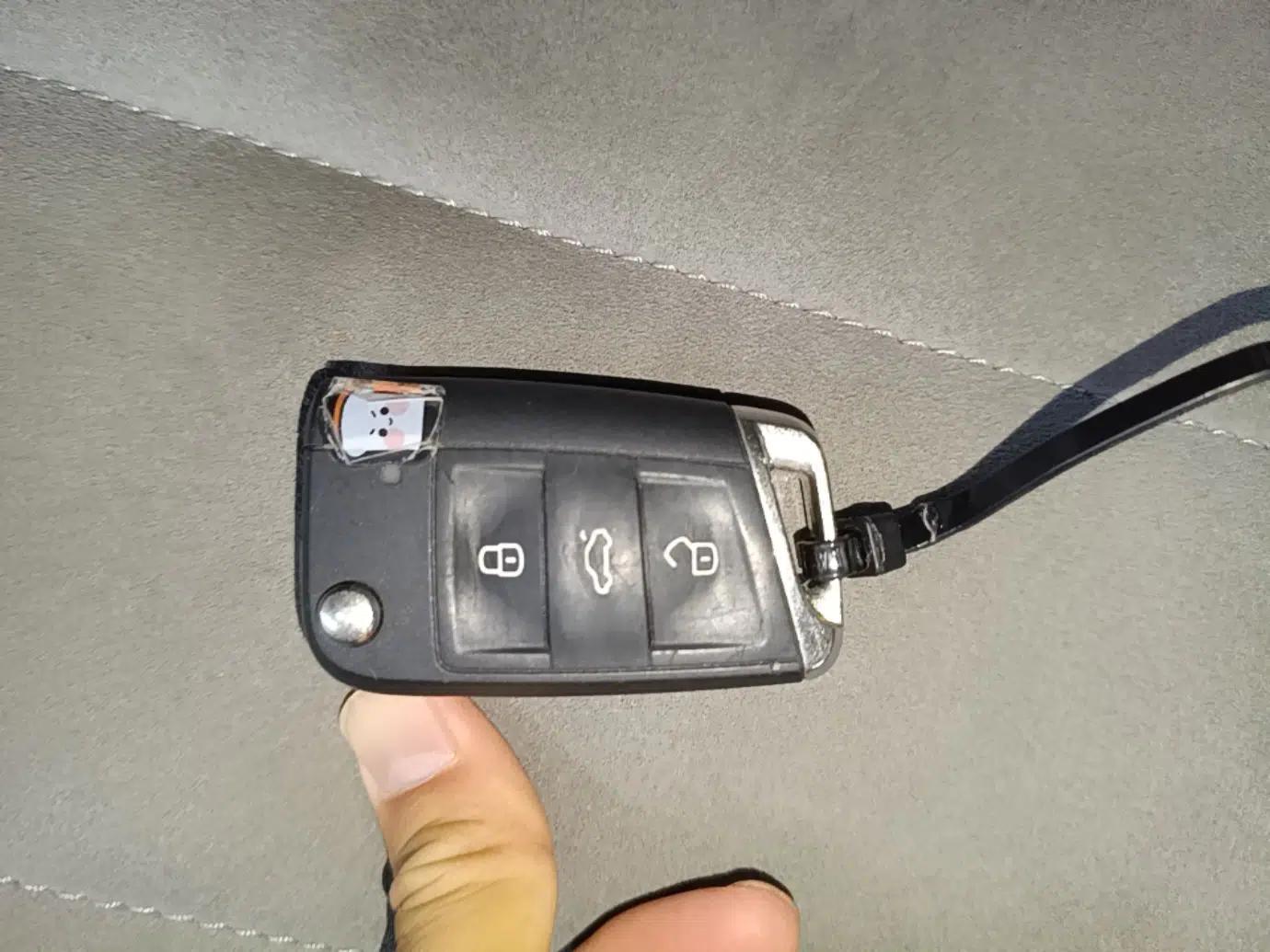 Volkswagen Tayron X 2020 330TSI Two-Wheel Drive Luxury Smart Connectivity Version — миниатюра 28