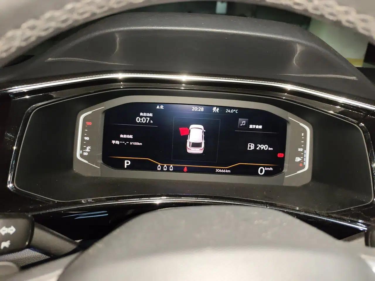 Volkswagen Tayron X 2020 330TSI Two-Wheel Drive Luxury Smart Connectivity Version — миниатюра 11