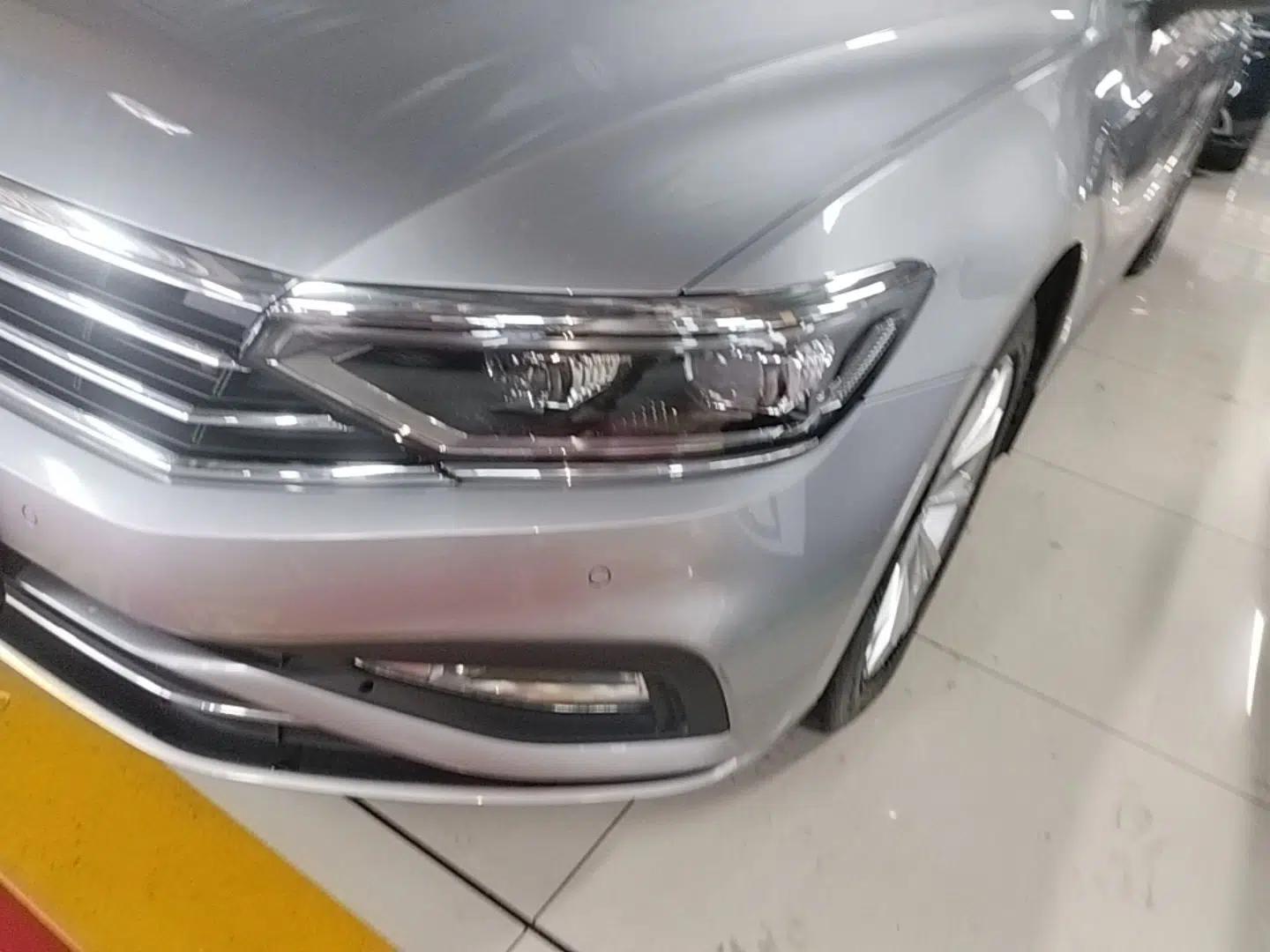 Volkswagen Variant 2021 2.0T Comfort Edition — миниатюра 8
