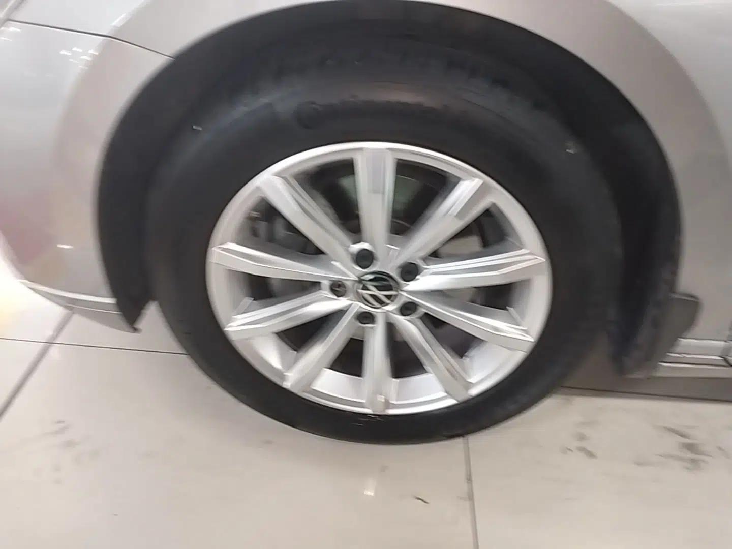 Volkswagen Variant 2021 2.0T Comfort Edition — миниатюра 10