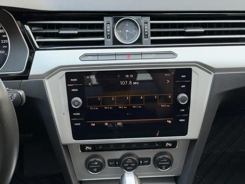 Volkswagen Variant 2018 380TSI Two-Wheel Drive Comfort Edition — миниатюра 16