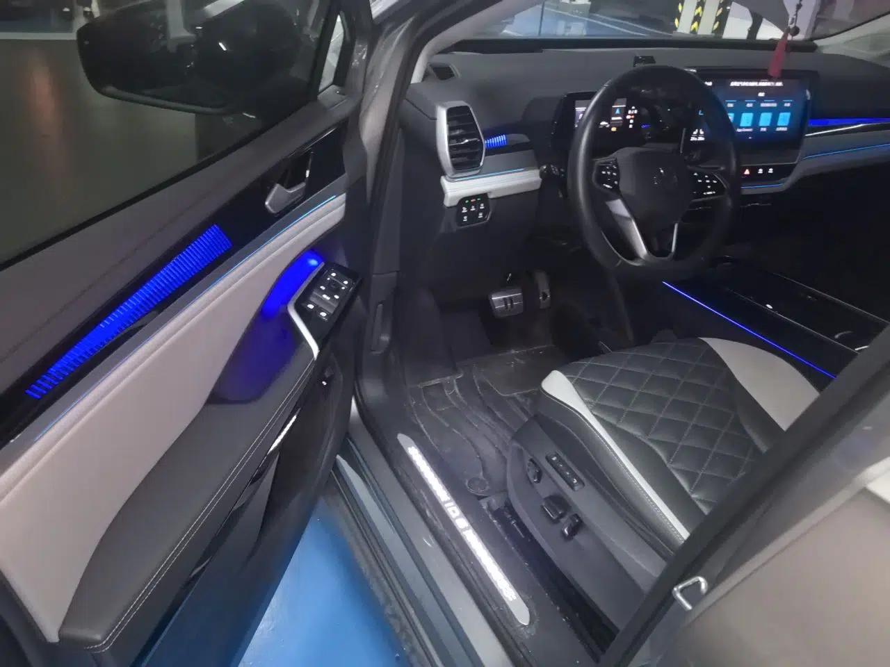 Volkswagen ID.6 CROZZ 2022 Long-Range PRO Edition — миниатюра 16