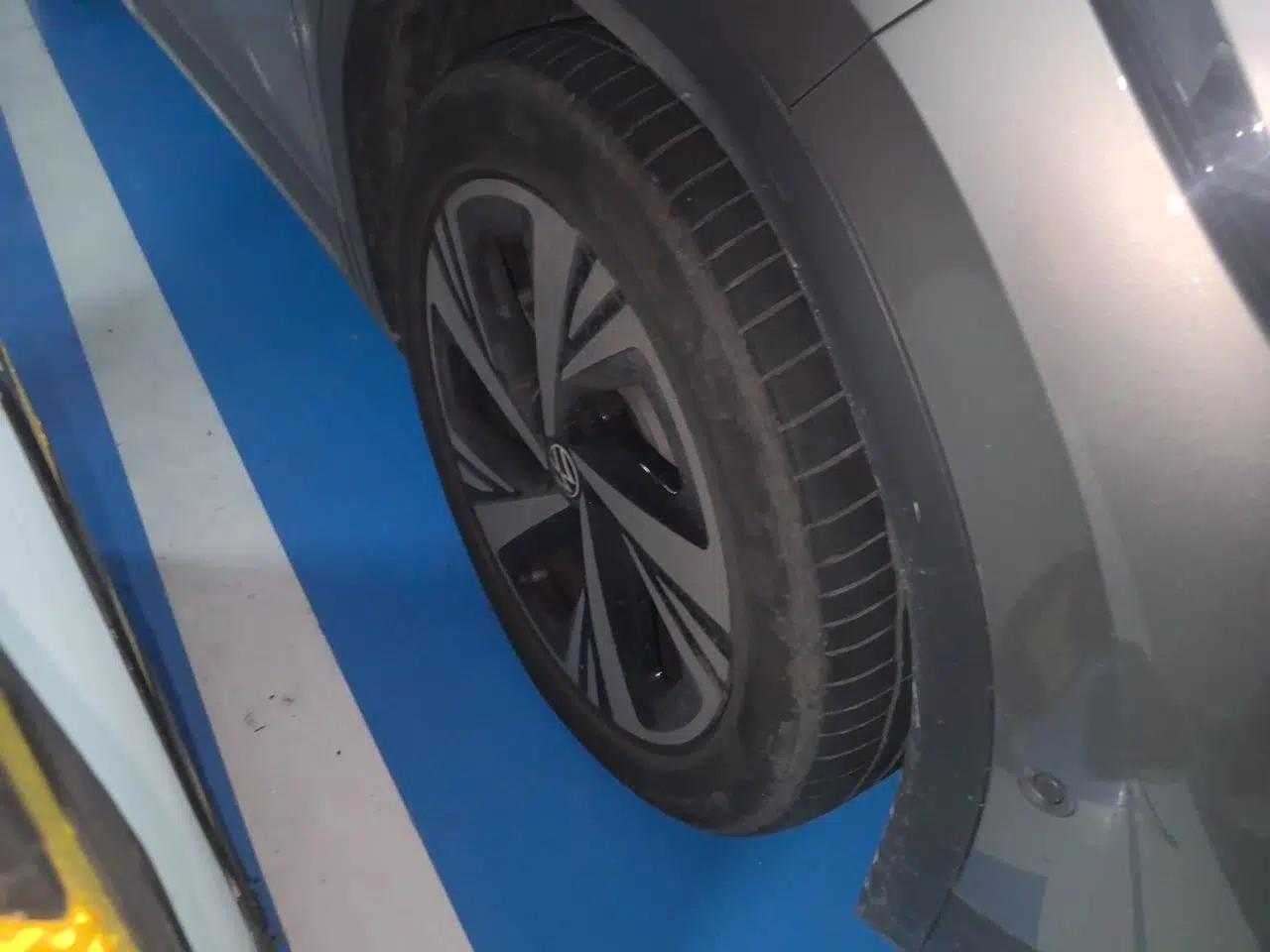 Volkswagen ID.6 CROZZ 2022 Long-Range PRO Edition — миниатюра 8